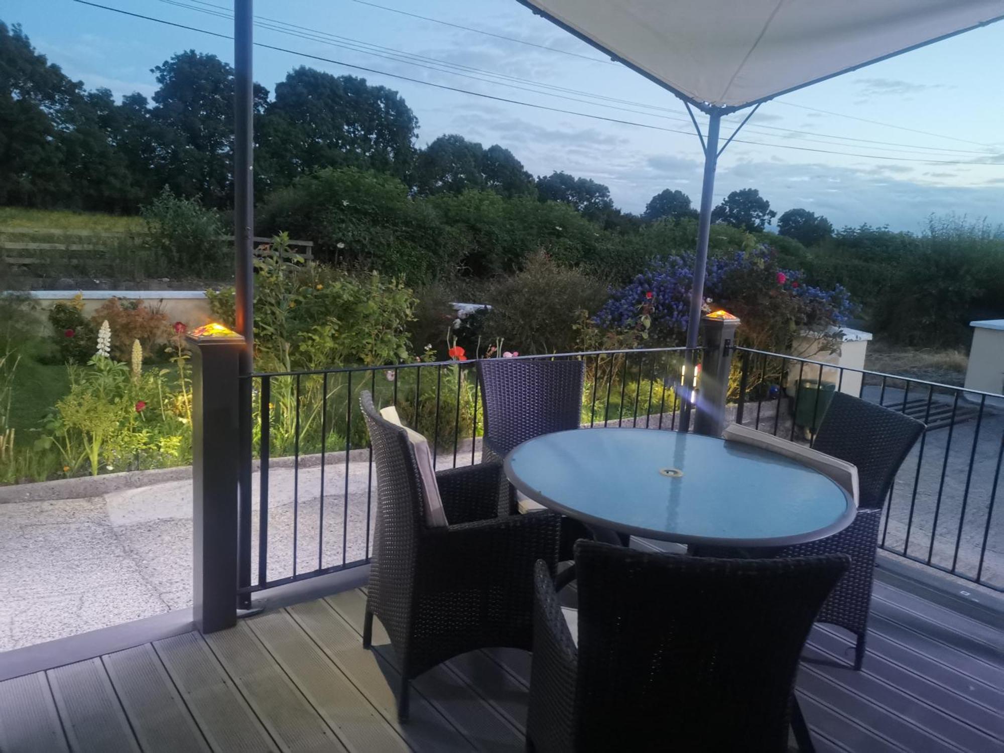 Tranquil Unit Close To Kells คิลเคนนี ภายนอก รูปภาพ